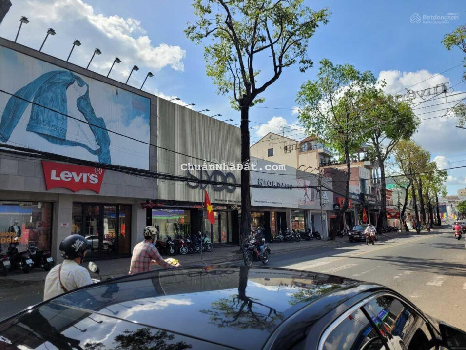 Cho thuê mặt tiền ngang 7m đường Nguyễn Trãi