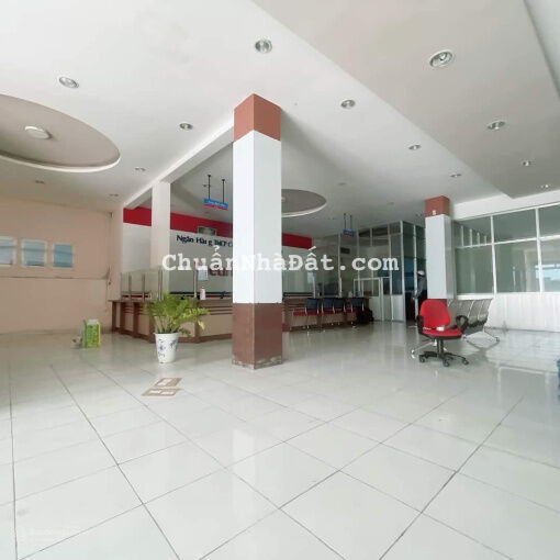 Cho thuê nhà góc 2 mặt tiền đường 30/4 (gần Vincom Xuân Khánh)