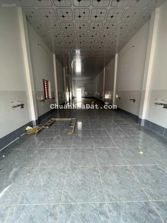 Cho thuê nhà mặt tiền nguyên căn đối diện trường đại học Y Dược giá 30 triệu