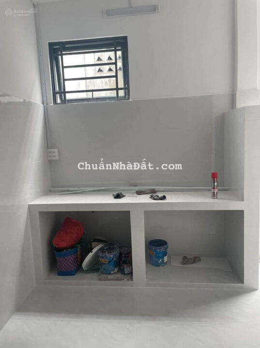 Cho thuê nhà mặt tiền đường 3/2