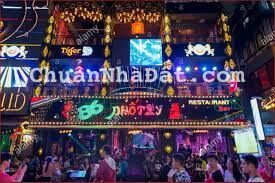 Vip Bùi Viện 9x18m trệt, 4 lầu, thang máy 800m2 sử dụng