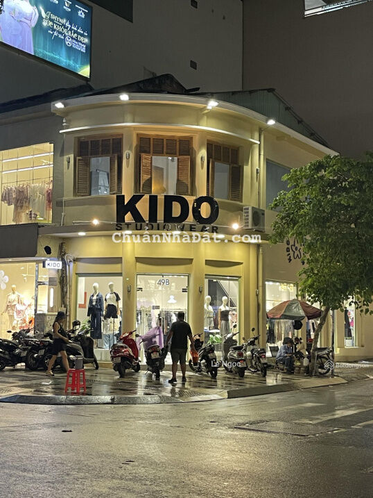 Góc 2MT Nguyễn Trãi Quận 1 giá cho thuê chỉ 70tr/th Lh: 0903752978 Góc 2MT Nguyễn Trãi Quận 1 giá cho thuê chỉ 70tr/th Lh: 0903752978