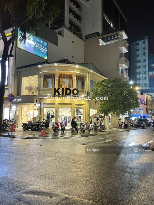 Góc 2MT Nguyễn Trãi Quận 1 giá cho thuê chỉ 70tr/th Lh: 0903752978 Góc 2MT Nguyễn Trãi Quận 1 giá cho thuê chỉ 70tr/th Lh: 0903752978