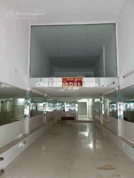 Ngang 5m - cho thuê nhà mặt tiền 336 Lê Hồng Phong, Quận 10 Ngang 5m - cho thuê nhà mặt tiền 336 Lê Hồng Phong, Quận 10