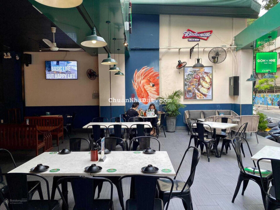 Tòa nhà mặt tiền Lê Hồng Phong Quận 10