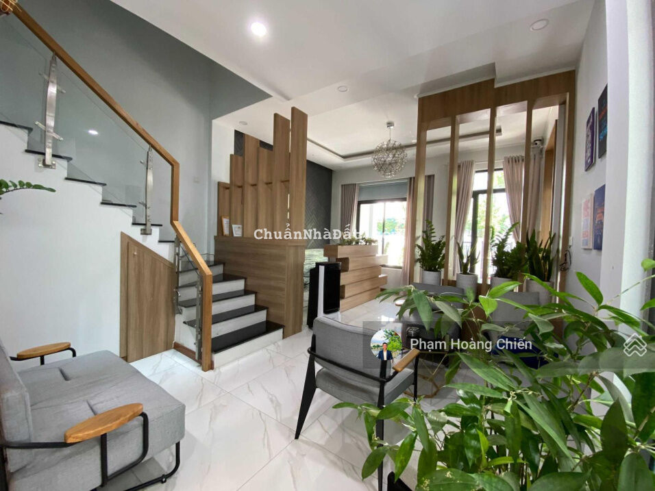 Chuyên cho thuê nhà phố Quận 2 DT 5x20m 1trêt 3lầu nhà hoàn thiện giá từ 23 tr đến 30 tr đẹp Chuyên cho thuê nhà phố Quận 2 DT 5x20m 1trêt 3lầu nhà hoàn thiện giá từ 23 tr đến 30 tr đẹp