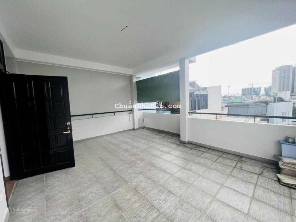 Hàng vip căn Góc giá siêu tốt cực kì thích hợp cho ai làm spa, ngân hàng, văn phòng, nha khoa