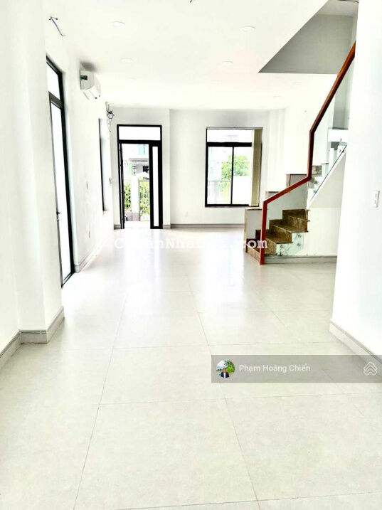 Chuyên cho thuê nhà phố Lakeview City quận 2 DT 7x20m đường 25m giá 25 triệu 4 tầng nhà hoàn thiện