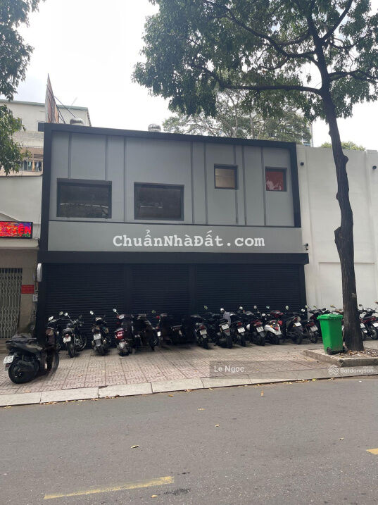 MT siêu đẹp ngay ngã 4 Phạm Ngọc Thạch, Q3, DT: 10x15m giá thuê chỉ 100 tr/th