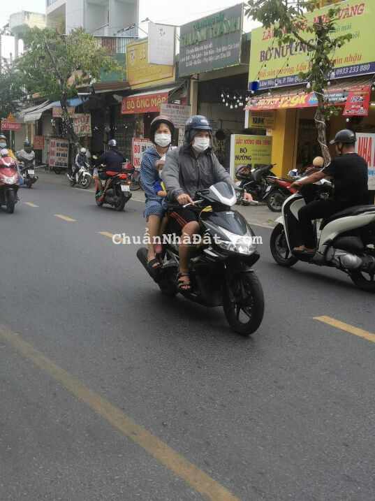 Nhà nguyên căn Lâm Văn Bền - Tân Quy - Quận 7. DT 5x20m 1 trệt 1 lầu giá 35tr/th