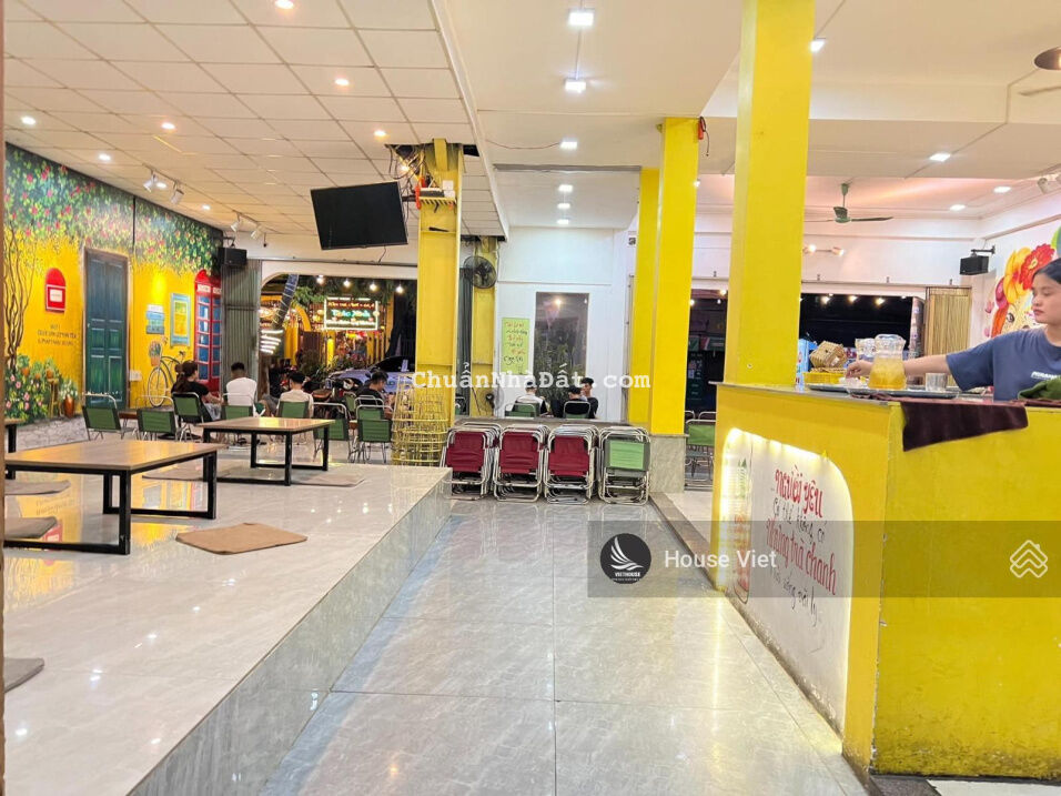 Cho thuê nhà mặt tiền cạnh Nguyễn Văn Linh - 2 chiều đẹp - ngang 7.2 m