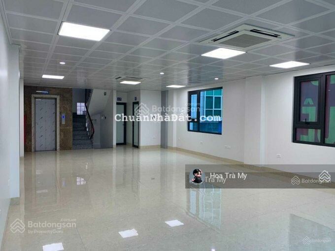 Cho thuê nhà MP Nguyễn Tuân: 70 m2 x 6 tầng, MT: 5m, nhà mới, thang máy, thông sàn, 35tr/th
