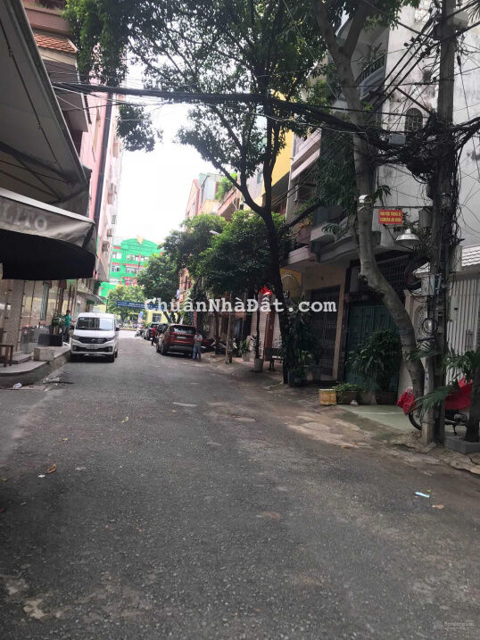 Cho thuê nhà trục đường Cộng Hòa