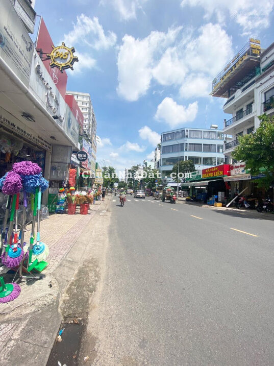 Cho thuê nhà mặt tiền 6x20m Độc Lập, P. Tân Thành, Q. Tân Phú, ngay trường Phan bội châu