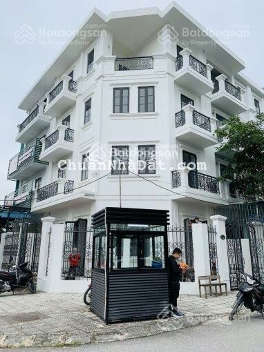 Cho thuê nhà siêu biệt thự khu vực Đào Tấn 120m2x4T full đồ có sân vườn rộng 40m giá chỉ 20tr/tháng
