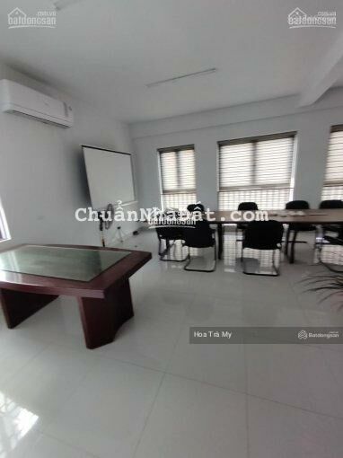 Cho thuê nhà Đào Tấn sân vườn 120m2, 5 tầng, 3-4 ô tô đỗ cửa, khu phân lô như công viên nhỏ, 23tr