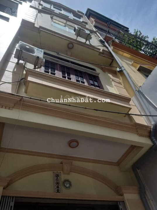 Cho thuê nhà Thụy Khuê DT 30m2 x 5 tầng. 3PN, ô tô tránh nhau giá 12 triệu/tháng