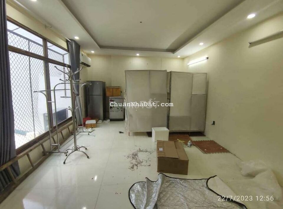 Cho thuê nhà ngõ 55 Hoàng Hoa Thám, ô tô gần full đồ 2N giá 6tr