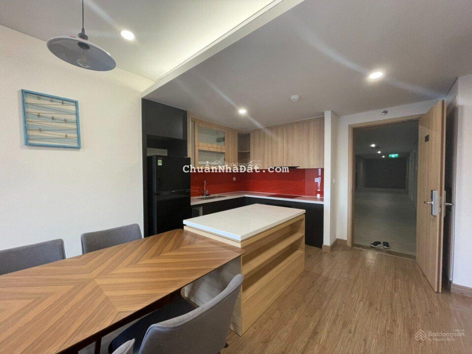 Cực hót! Nhà Đội Cấn 50m2 4 tầng 3 phòng ngủ full đồ giá 10tr