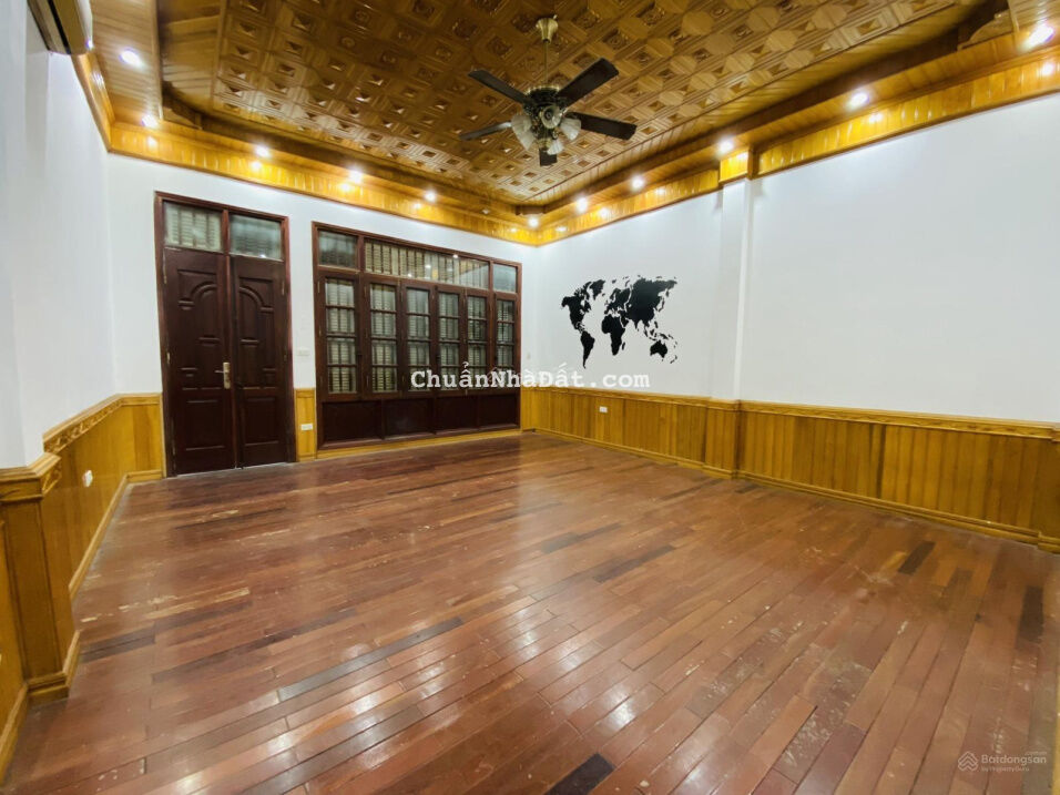 Nhà riêng Giang Văn Minh-Đội Cấn-Giảng Võ 15 triệu/th 65m2x5T ngõ rộng oto, MT 5m. LH: 0339030398