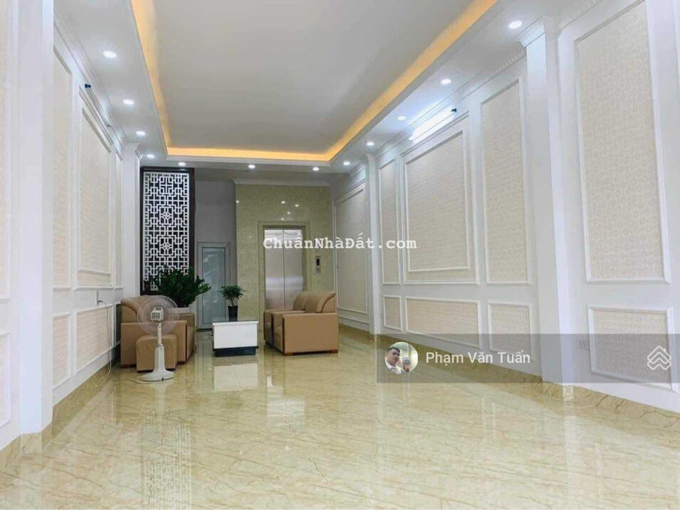 Cho thuê nguyên căn 66m2x5T đầu ngõ 12 Đào Tấn, Ba Đình. Phù hợp để kinh doanh, văn phòng.