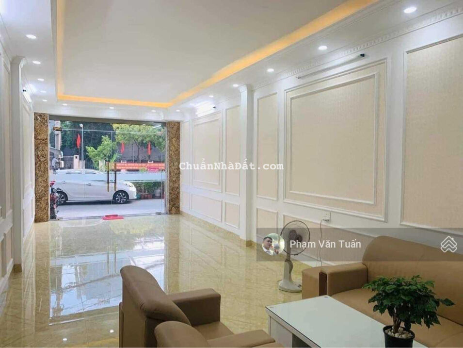 Cho thuê nguyên căn 66m2x5T đầu ngõ 12 Đào Tấn, Ba Đình. Phù hợp để kinh doanh, văn phòng.