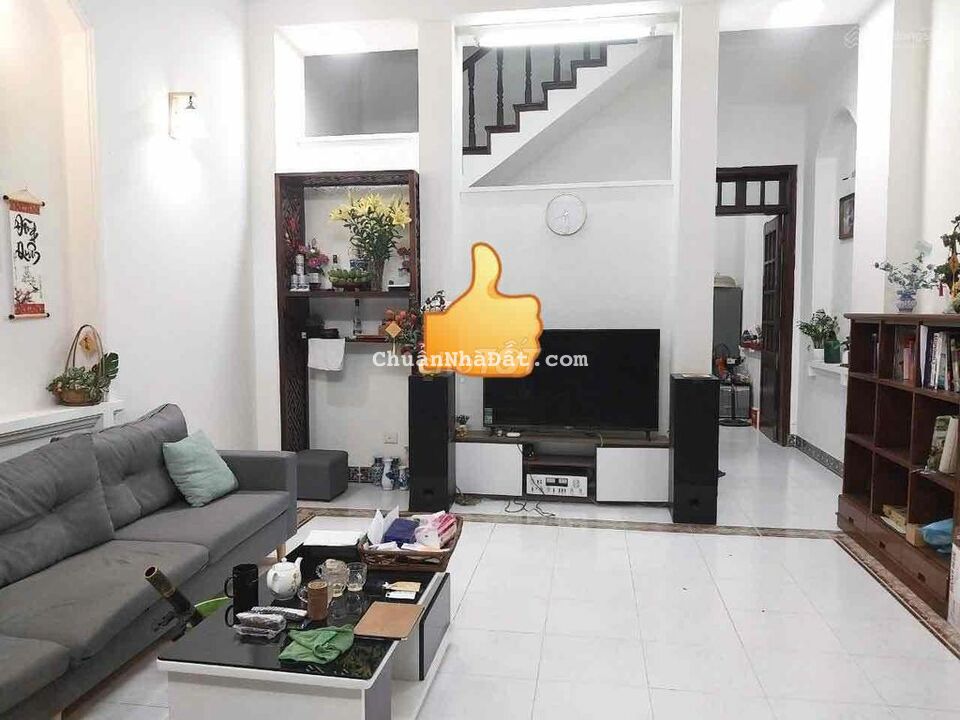 Cho thuê nhà ngõ 189 Hoàng Hoa Thám gồn 4PN full đồ giá 16 triệu