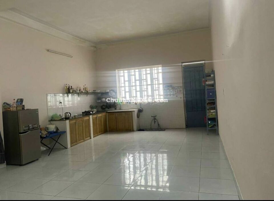 Cho thuê nhà khu dân cư Tân  Phong