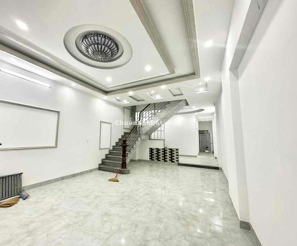 Cho thuê nhà đẹp Lung linh 1T1L KDC Tân Phong ngay sát công viên