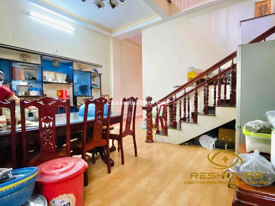 Nhà 10tr/th đường Trần Công An Biệt Thự Mini 121m2 sân vườn đẹp 4PN Nhà 10tr/th đường Trần Công An Biệt Thự Mini 121m2 sân vườn đẹp 4PN