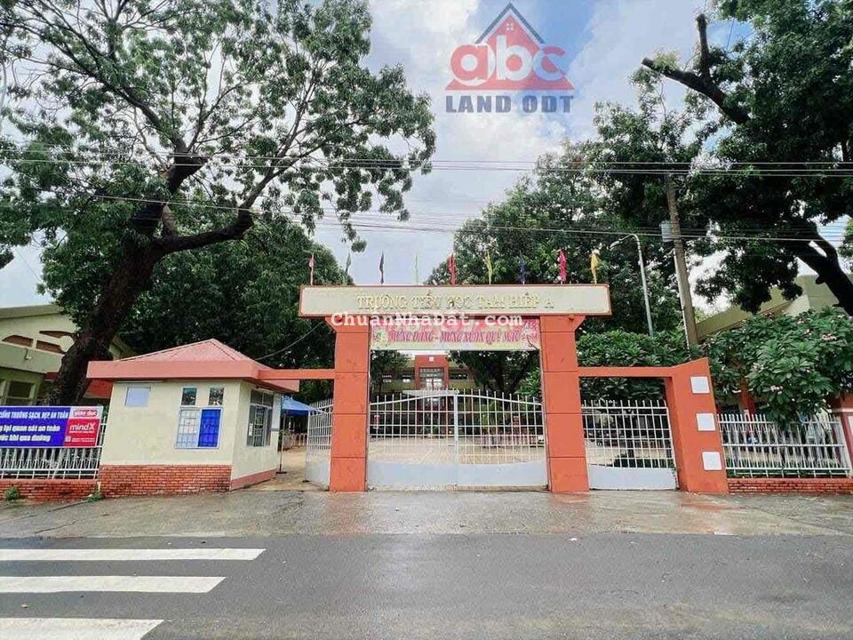 Cho thuê nhà 1 lầu 1 trệt tam hiệp ngay chợ lý văn sâm Cho thuê nhà 1 lầu 1 trệt tam hiệp ngay chợ lý văn sâm