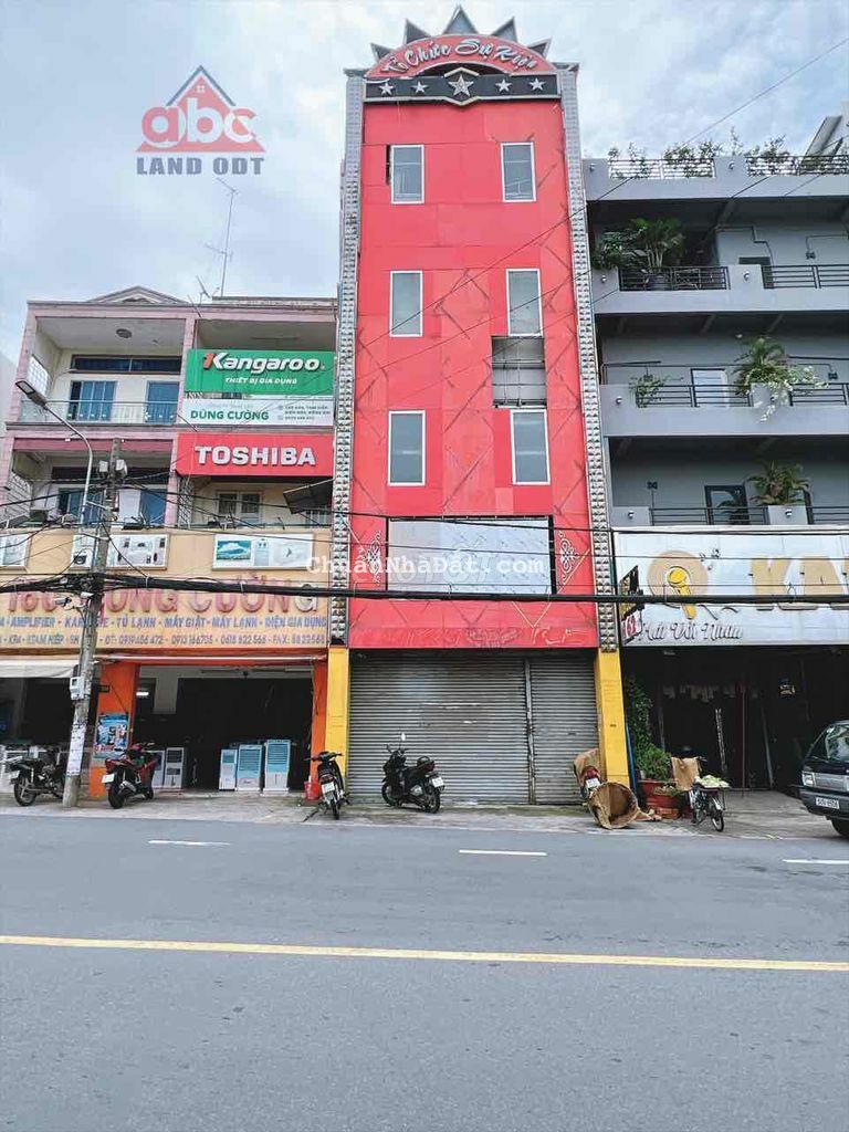 CHO THUÊ NHÀ 1Trệt 4 lầu Mặt Tiền Phạm Văn Thuận GẦN TRƯỜNG THPT TAM H