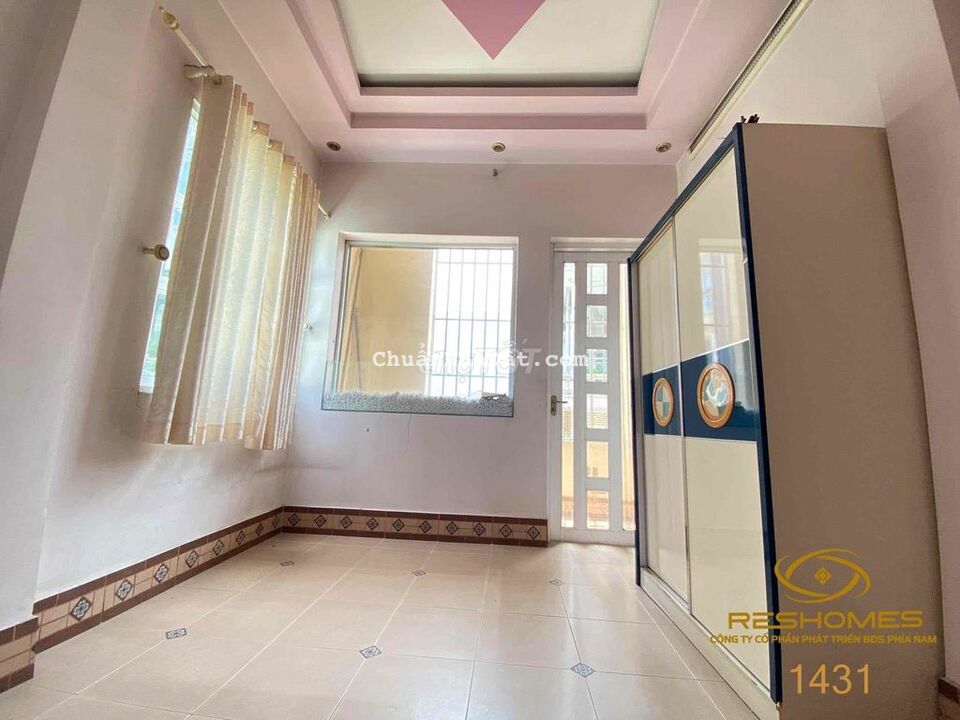 Nhà MT Nguyễn Ái Quốc gần chợ Tân Phong nhà 2 lầu giá 13tr/th 60m2 Nhà MT Nguyễn Ái Quốc gần chợ Tân Phong nhà 2 lầu giá 13tr/th 60m2
