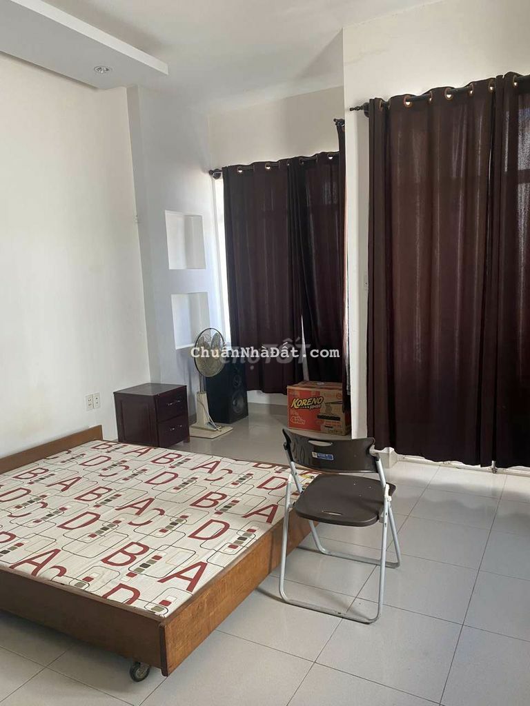 Nhà đầy đủ nội thất hùng vương