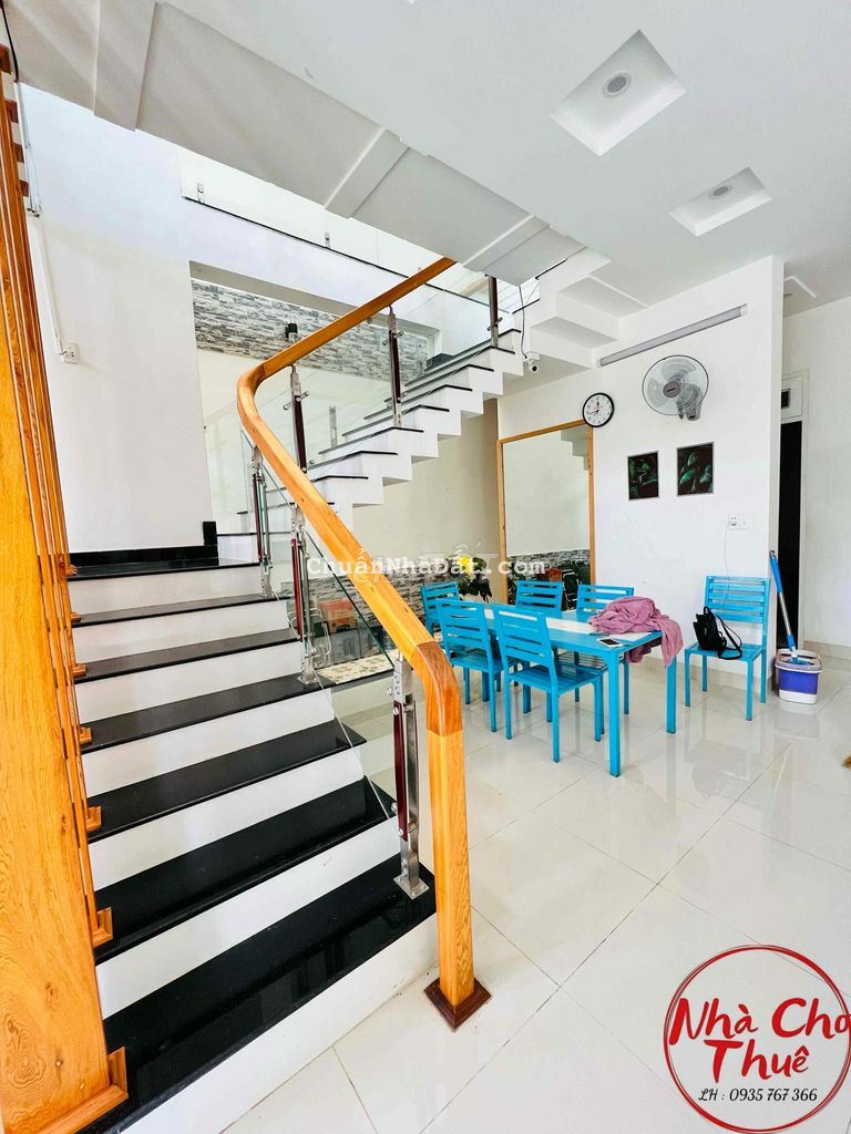 CHO THUÊ NHÀ - HẺM Y NGÔNG. P. TÂN TIẾN - NHÀ FULL NỘI THẤT