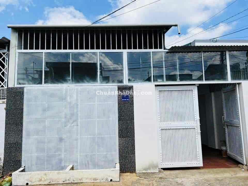 CHO THUÊ NHÀ - Hẻm 549 Hà Huy Tập - Sân nhà để 3 OTO - Đường 2 OTO CHO THUÊ NHÀ - Hẻm 549 Hà Huy Tập - Sân nhà để 3 OTO - Đường 2 OTO