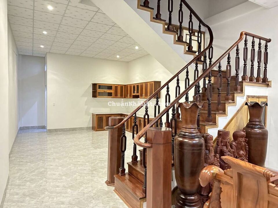 Cho thuê nhà Mai hắc đế - Nhà Mới