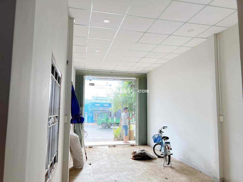 CHO THUÊ NHÀ - Mặt Tiền Đường Y Nuê - Mai Thị Lựu nằm ngay ngã 4 CHO THUÊ NHÀ - Mặt Tiền Đường Y Nuê - Mai Thị Lựu nằm ngay ngã 4