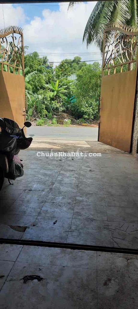 Mặt tiền đường láng le bàu cò tiện làm kho , sản xuất