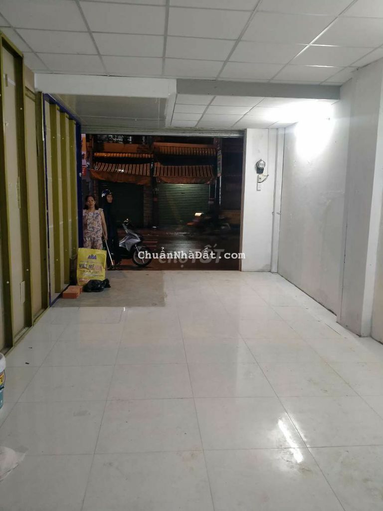 Nhà mặt tiền võ văn khu sầm uất 39 m giá 8 tr khu vip