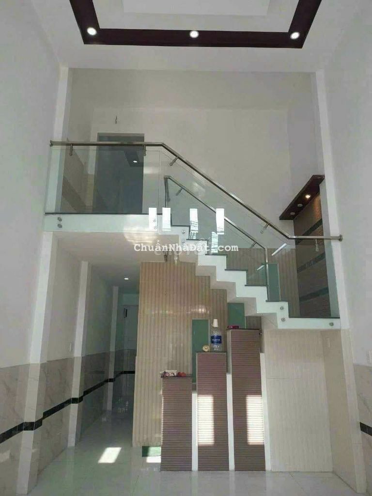Nhà cách Võ Văn Vân 30m 1 lầu mới đẹp giá 5tr