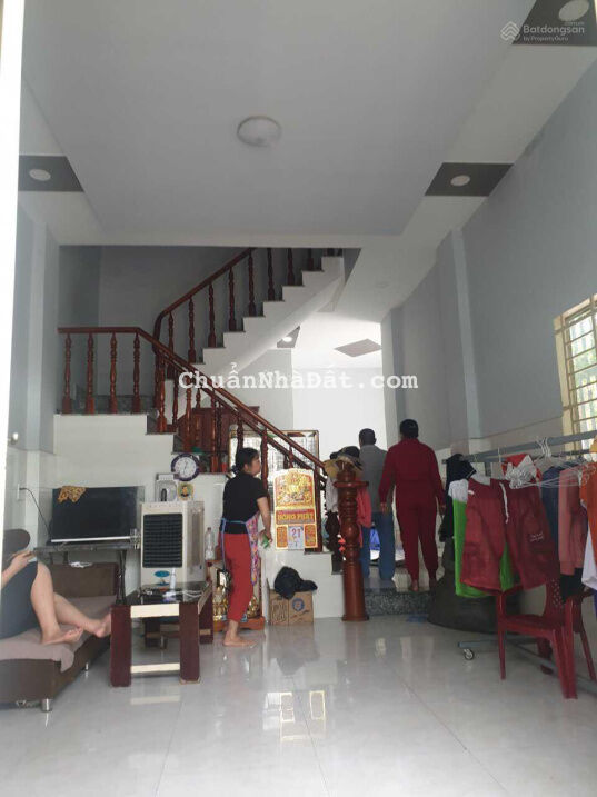 Cho thuê nhà nguyên căn, diện tích 5x12m. Lầu suốt, 2 PN, giá 4,5 triệu/tháng