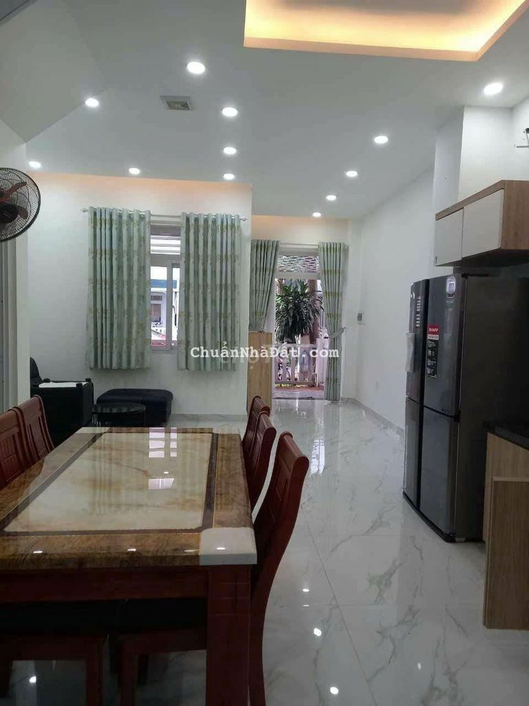 Nhà nguyên căn Lovera park, 11 triệu/tháng 1 trệt 2 lầu Nhà nguyên căn Lovera park, 11 triệu/tháng 1 trệt 2 lầu