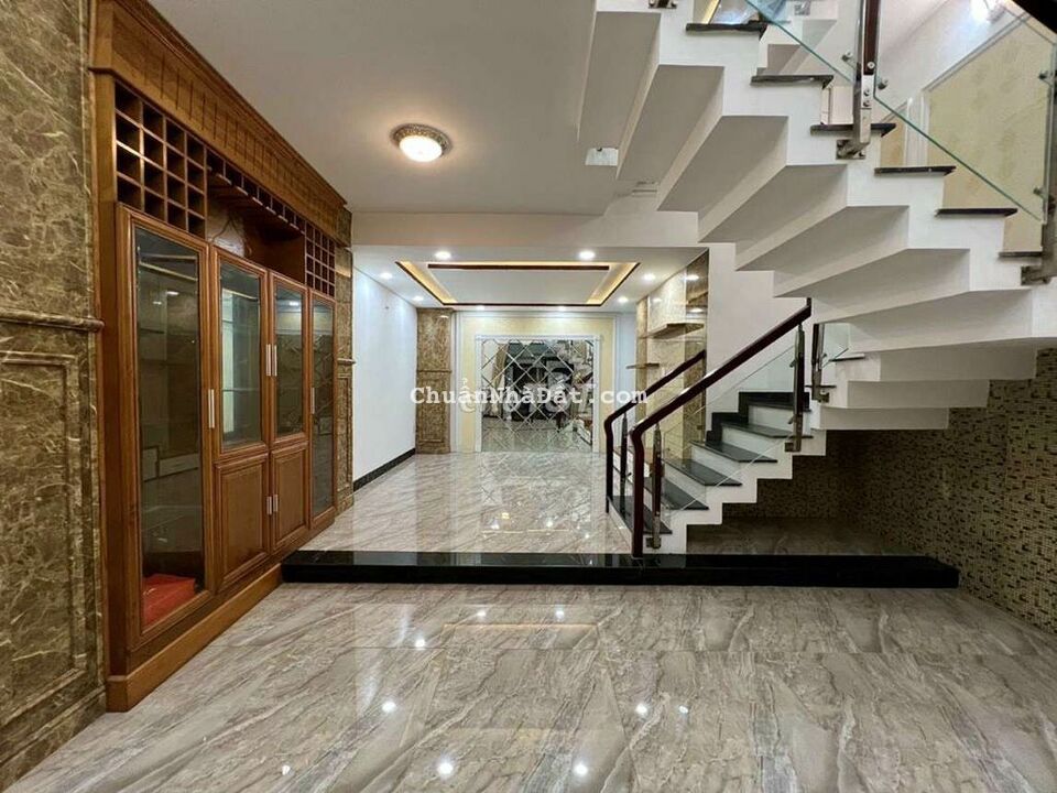 NHÀ HẺM 7M💥BÌNH LỢI P13💥5X20M 3 LẦU 5PN 5WC