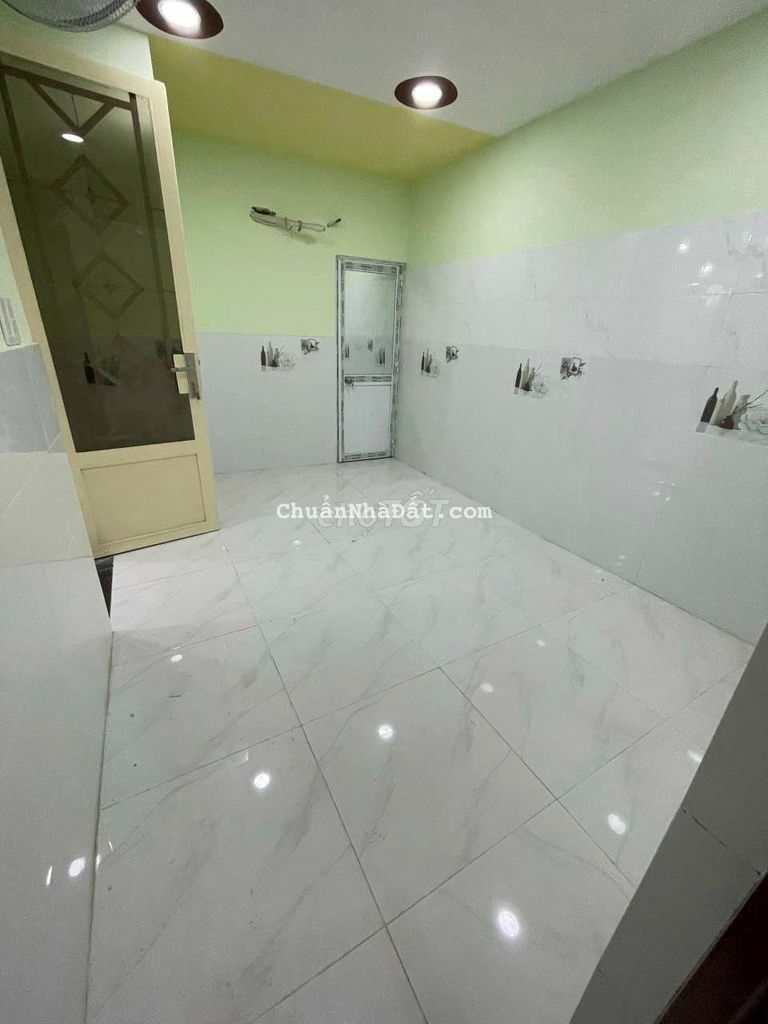 Nhà thuê Phan Văn Trị 1 lầu 1 lửng 3,2x12m 2p.ngủ 2WC