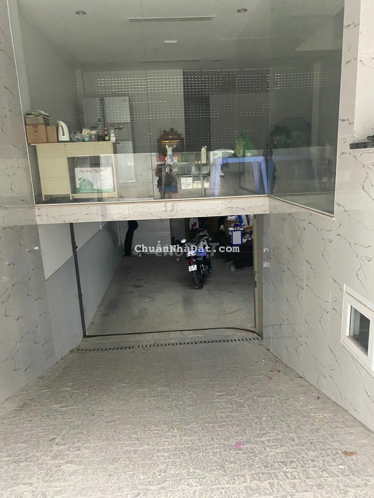 Cho thuê nhà mới, mặt tiền Hoàng Hoa Thám P13 Tân Bình - 70 Triệu