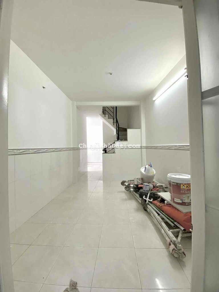 NHÀ MỚI ĐẸP,gần Q1, Thị Nghè, 1Trệt 1Lầu 2P.Ngủ ở 4-5ng Ok