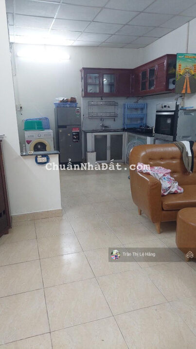 Nhà đầy đủ nội thất - Nguyễn Văn Đậu - h3g - 2PN 1WC - 10 triệu còn TL - gọi Hằng 0906656852