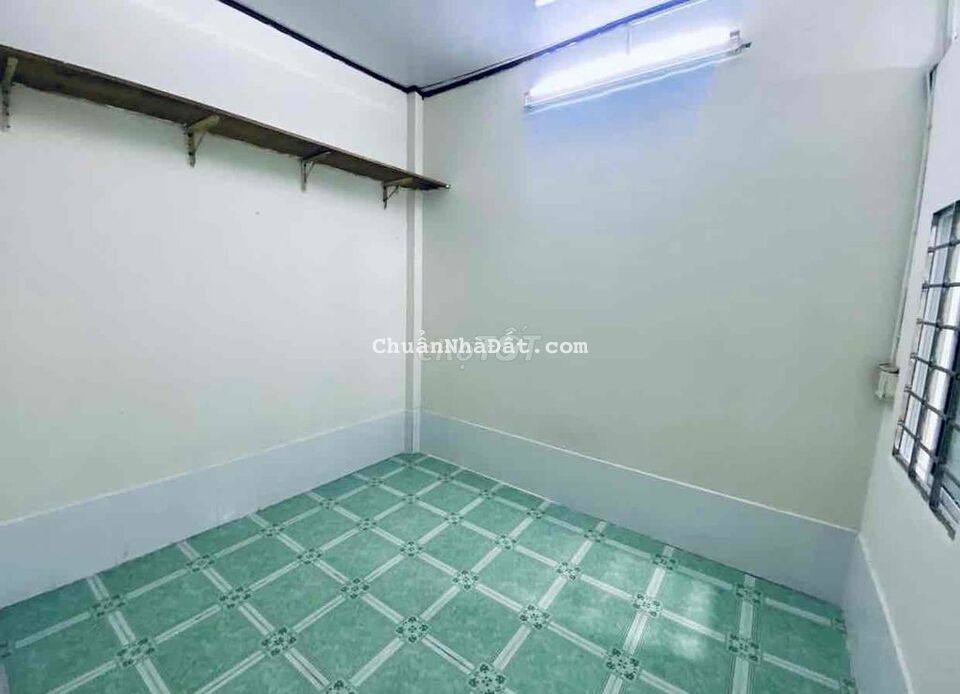 NHÀĐẸP,gần Q1,hàng Xanh,40m2, 1Trệt 1L 2P.Ngủ 2WC ở 4-5ng Ok