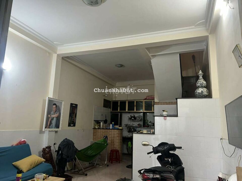 Cho thuê nhà nguyên căn. Đường Hoàng Hoa Thám , Quận Bình Thạnh